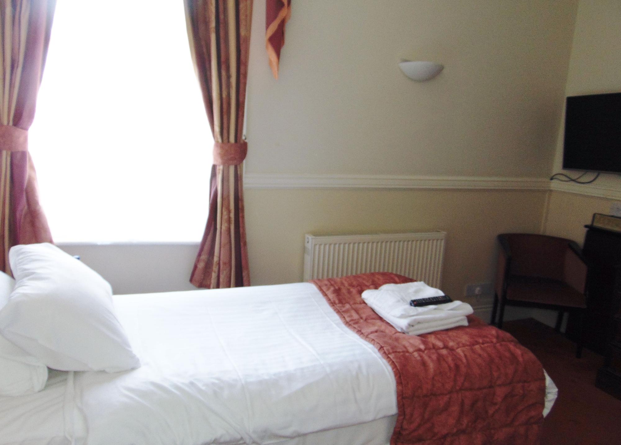 San Clu Hotel, Bar & Brasserie Ramsgate Dış mekan fotoğraf